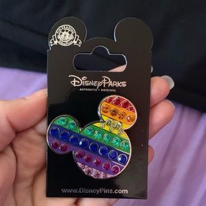 PRIDE DISNEYLAND ENAMEL PIN